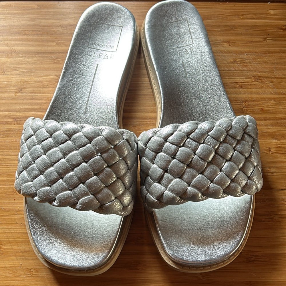 Dolce Vita Silver Braided Gracie Slide Sandal Size 9 Like New
